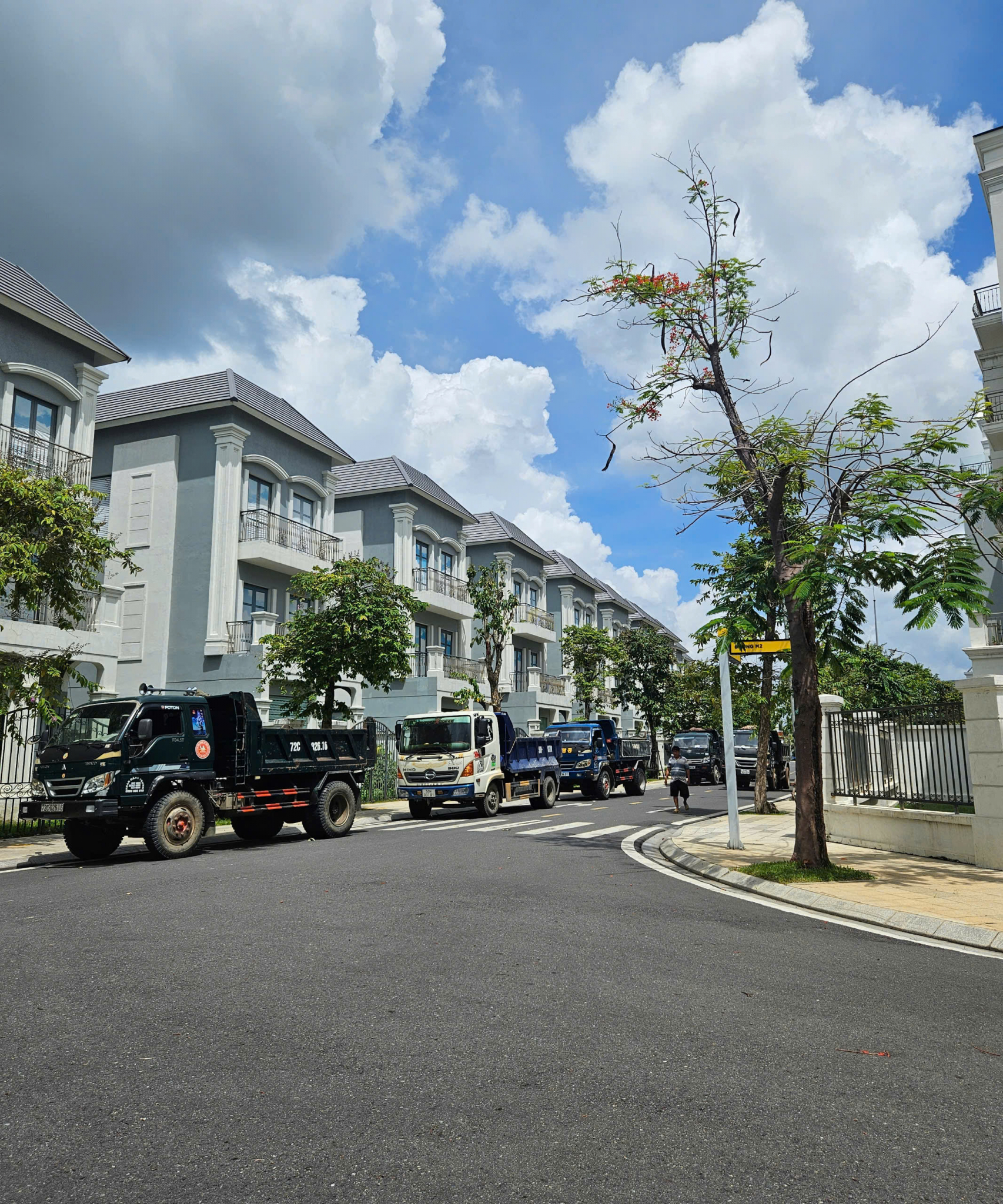 Chạy đua tiến độ hoàn thiện các dự án biệt thự tại Vinhomes Grand Park